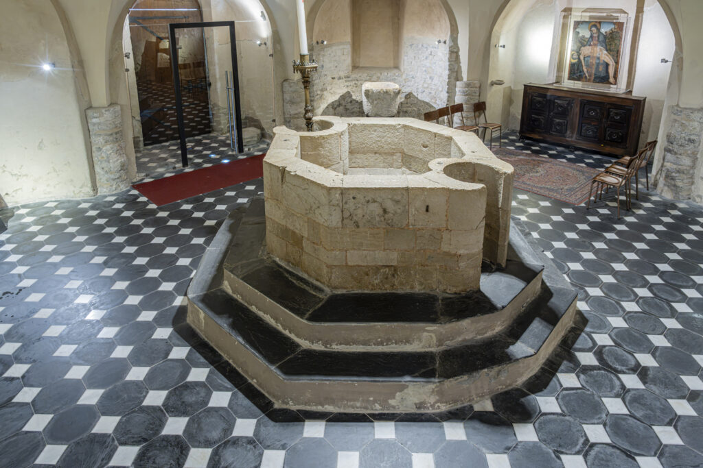 Adriana Oberto Photography - Ventimiglia Alta - Chiesa di Santa Maria Assunta