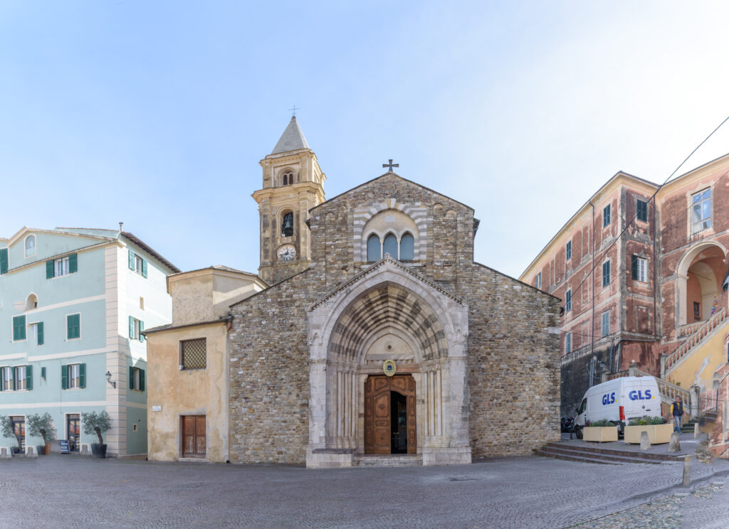Monica Gotta Photography - Ventimiglia Alta - Chiesa di Santa Maria Assunta
