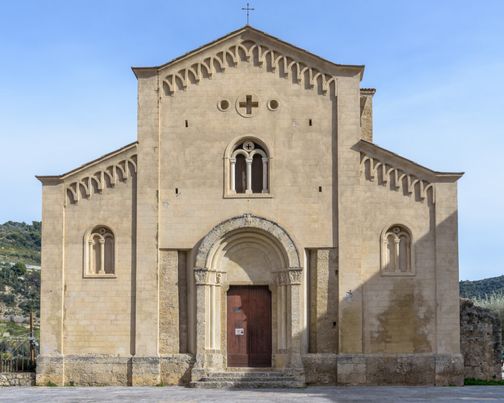 Monica Gotta Photography - Ventimiglia Alta - chiesa di San MIchele
